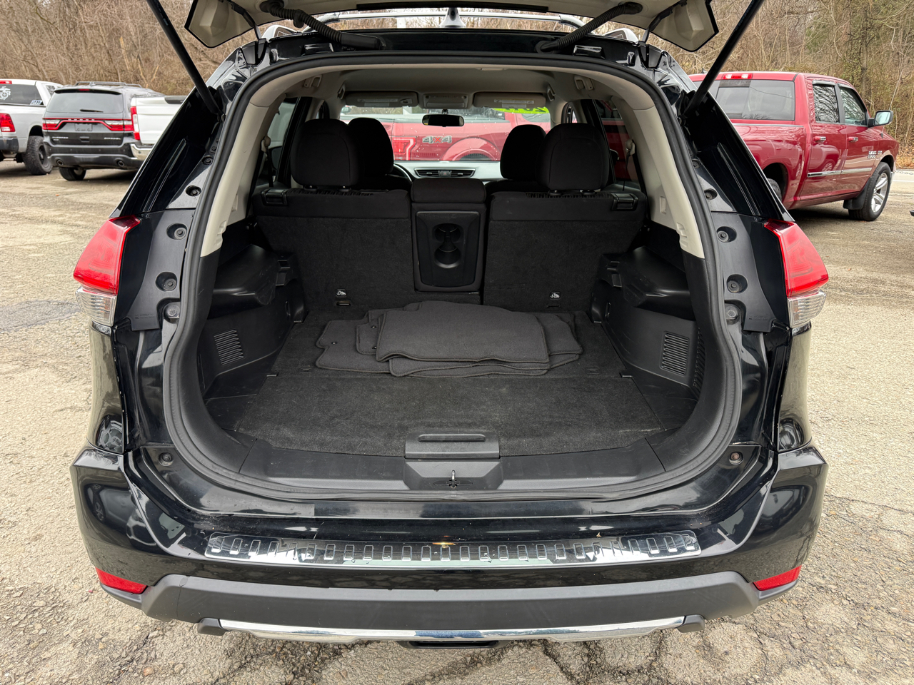 Nissan Rogue SV AWD 2017