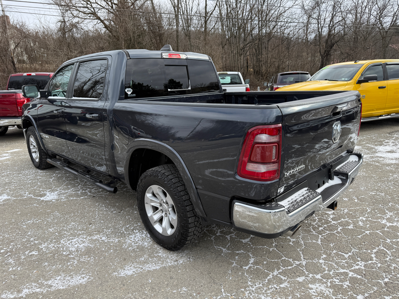 RAM 1500 Laramie Crew Cab SWB 4WD 2020