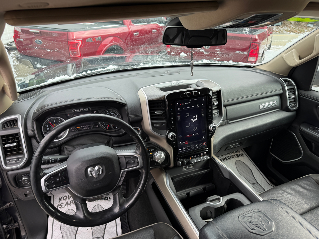 RAM 1500 Laramie Crew Cab SWB 4WD 2020