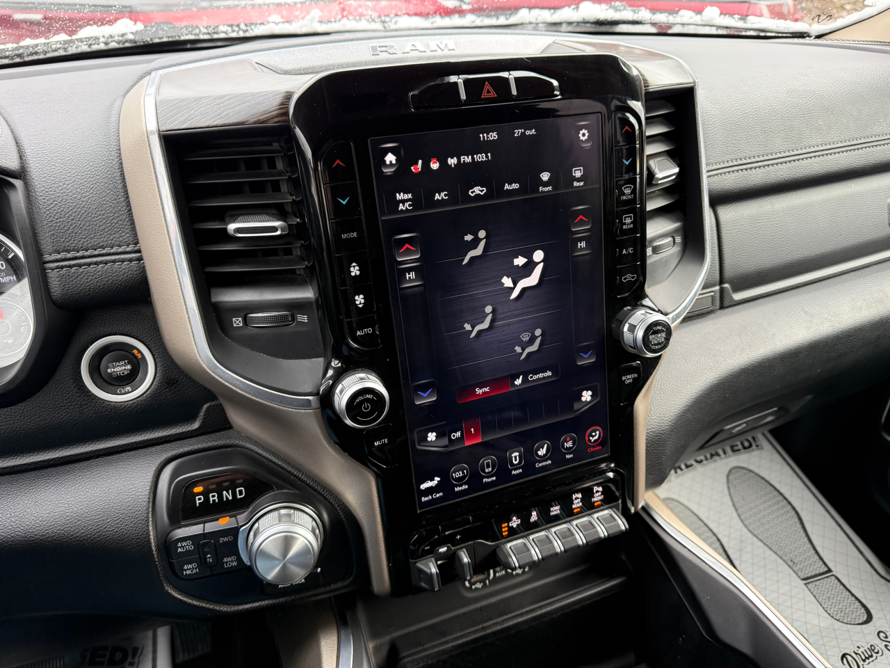 RAM 1500 Laramie Crew Cab SWB 4WD 2020