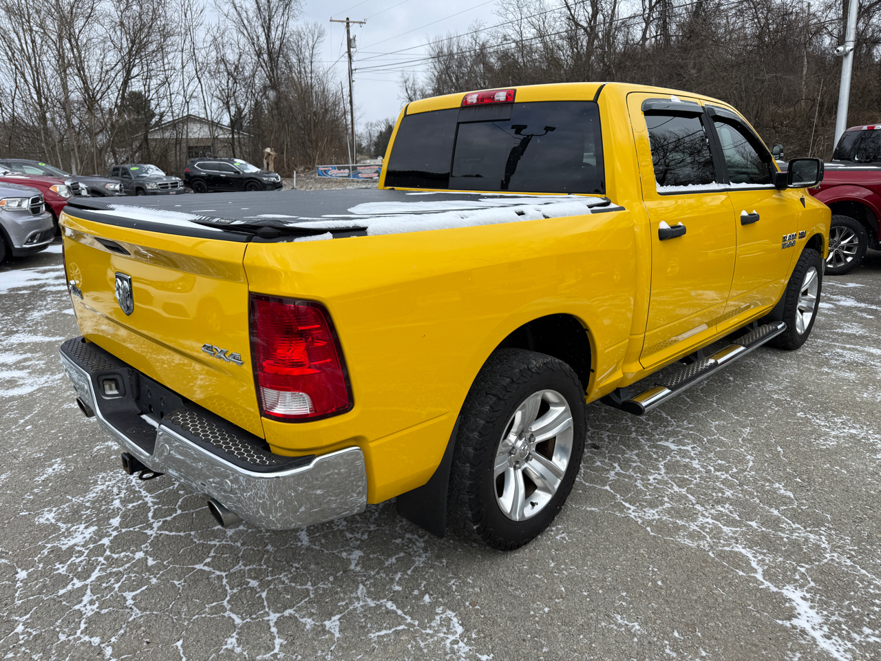 RAM 1500 Big Horn Quad Cab 4WD 2016