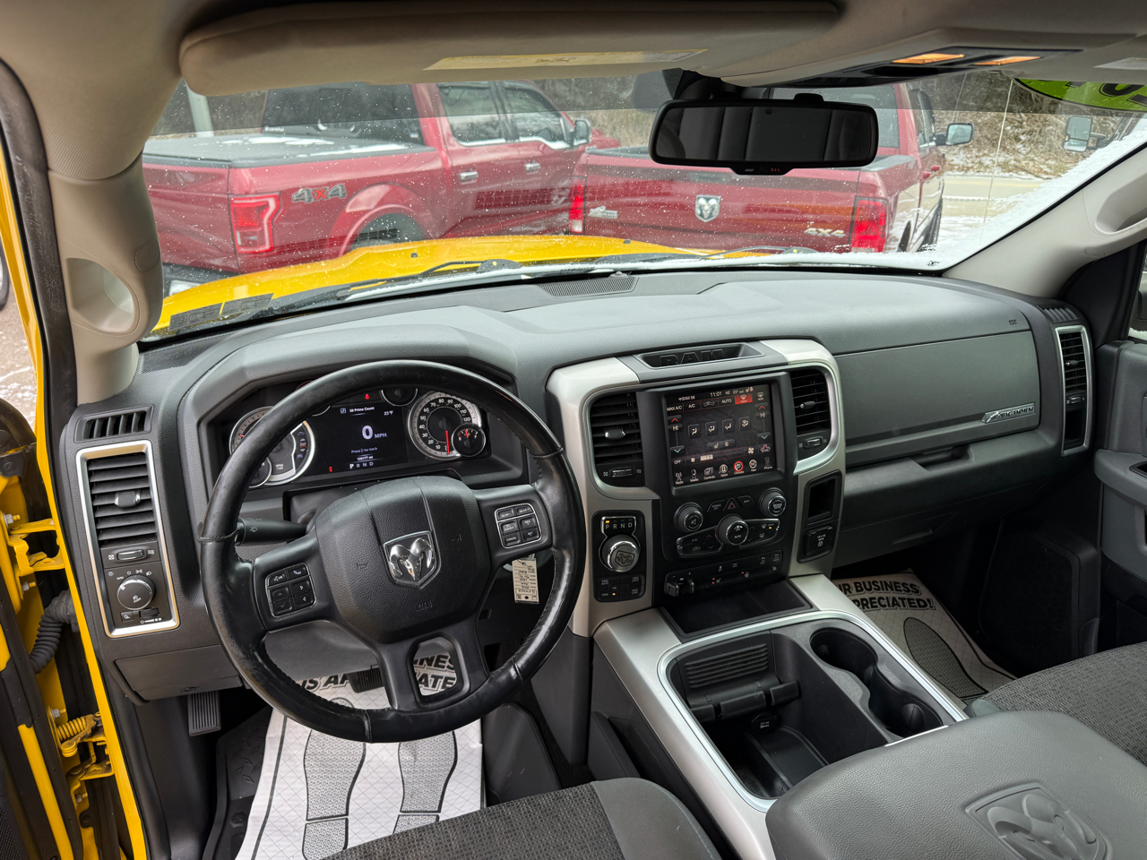 RAM 1500 Big Horn Quad Cab 4WD 2016