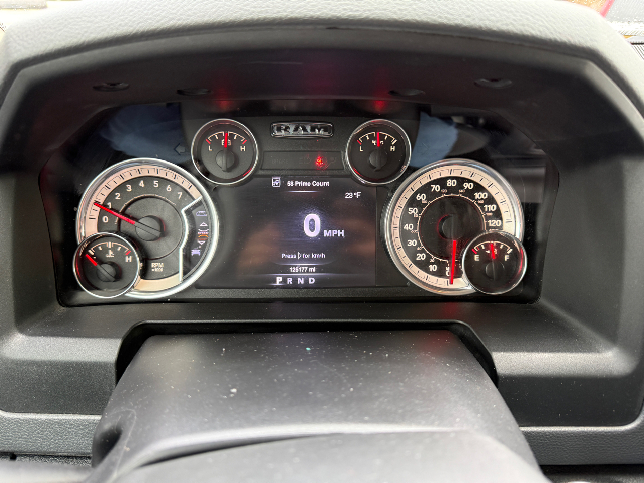 RAM 1500 Big Horn Quad Cab 4WD 2016