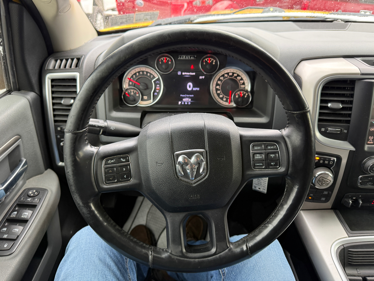 RAM 1500 Big Horn Quad Cab 4WD 2016