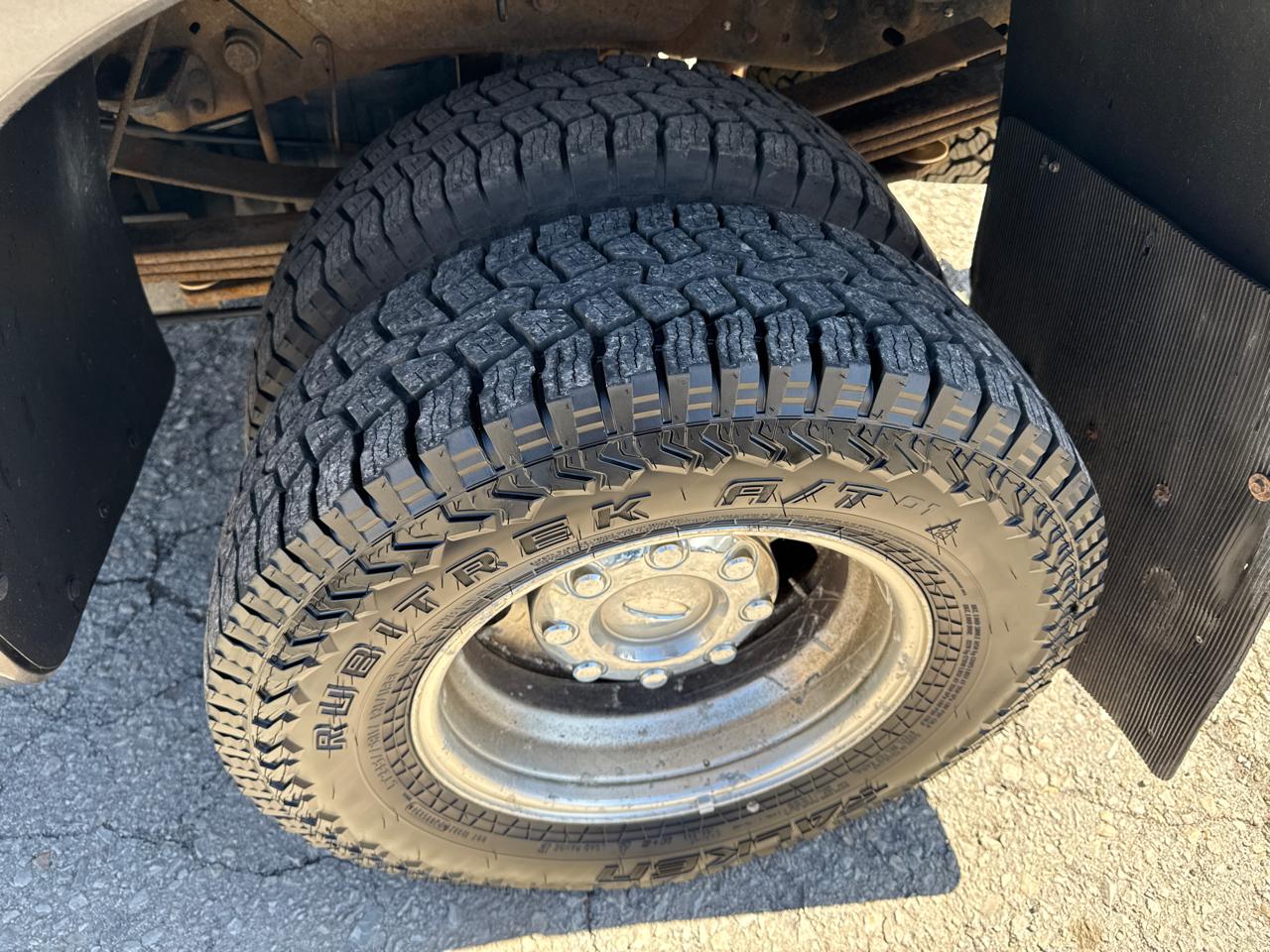 Ford F-350 SD XLT Crew Cab Long Bed DRW 4WD 2015