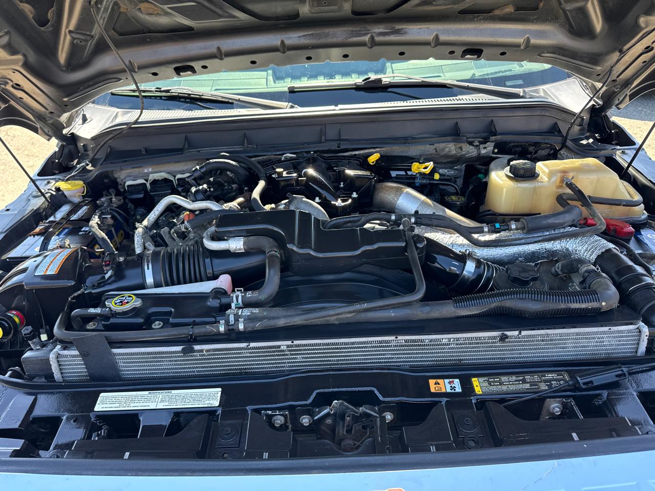 Ford F-350 SD XLT Crew Cab Long Bed DRW 4WD 2015