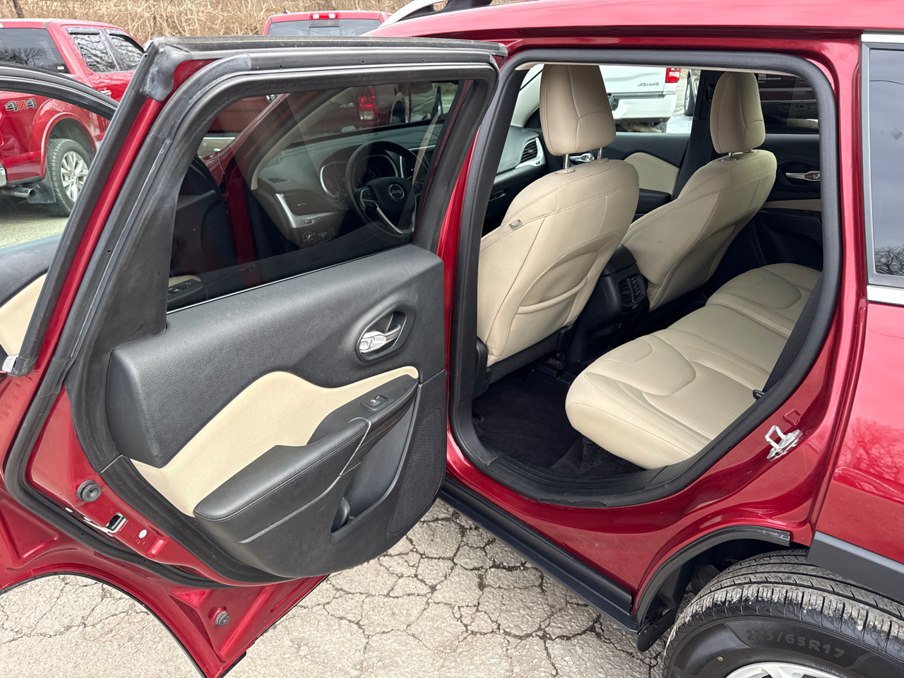 Jeep Cherokee Latitude 4WD 2016