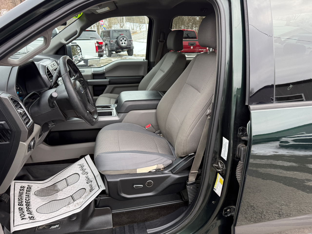 Ford F-150 XLT SuperCrew 5.5-ft. Bed 4WD 2015