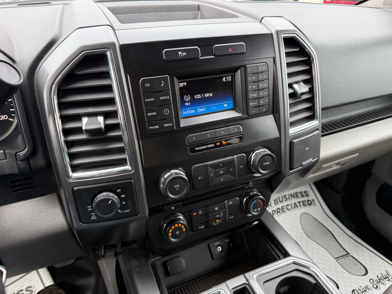 Ford F-150 XLT SuperCrew 5.5-ft. Bed 4WD 2015