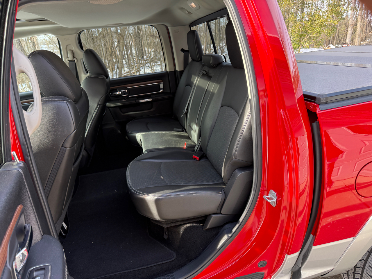 RAM 1500 Laramie Crew Cab SWB 4WD 2014