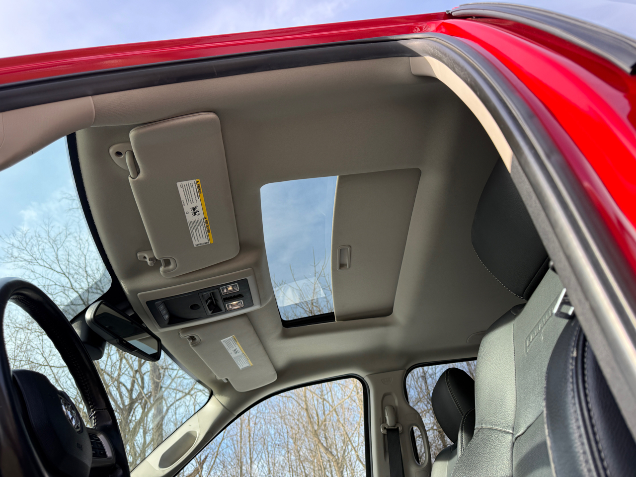 RAM 1500 Laramie Crew Cab SWB 4WD 2014