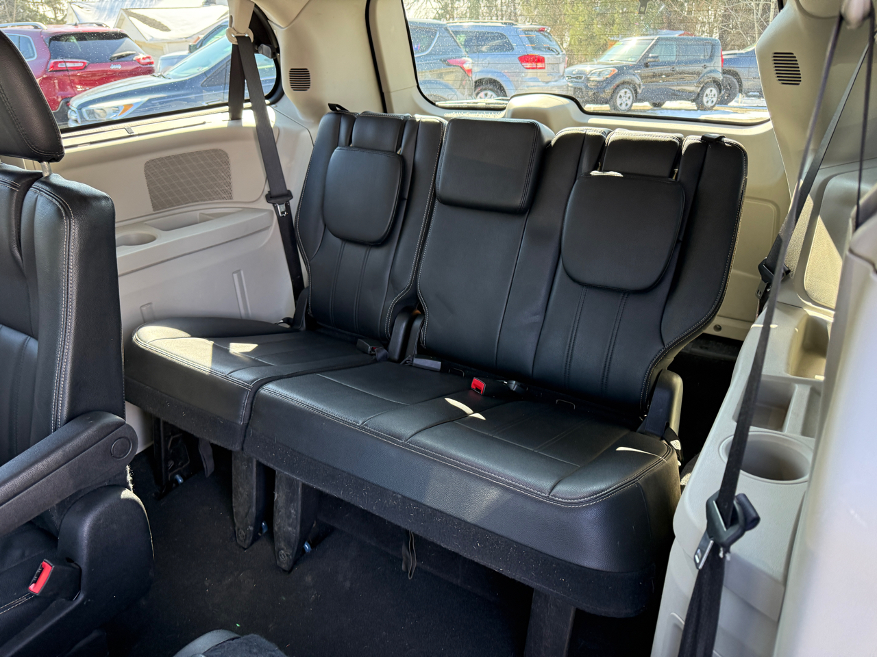 Chrysler Town & Country Touring 2016