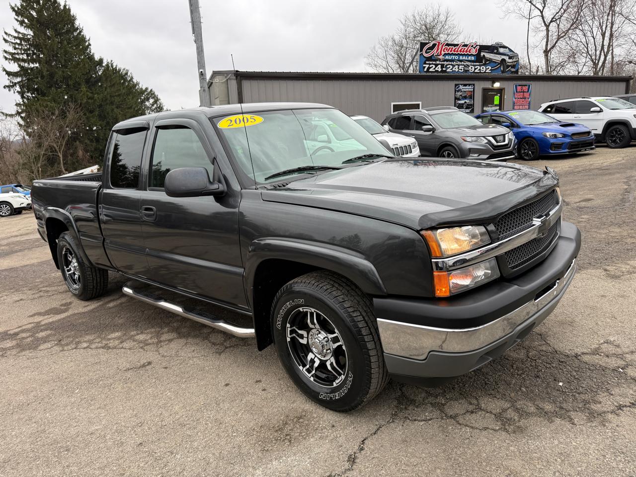 Chevrolet Silverado 1500 Z71 Ext. Cab Short Bed 4WD 2005