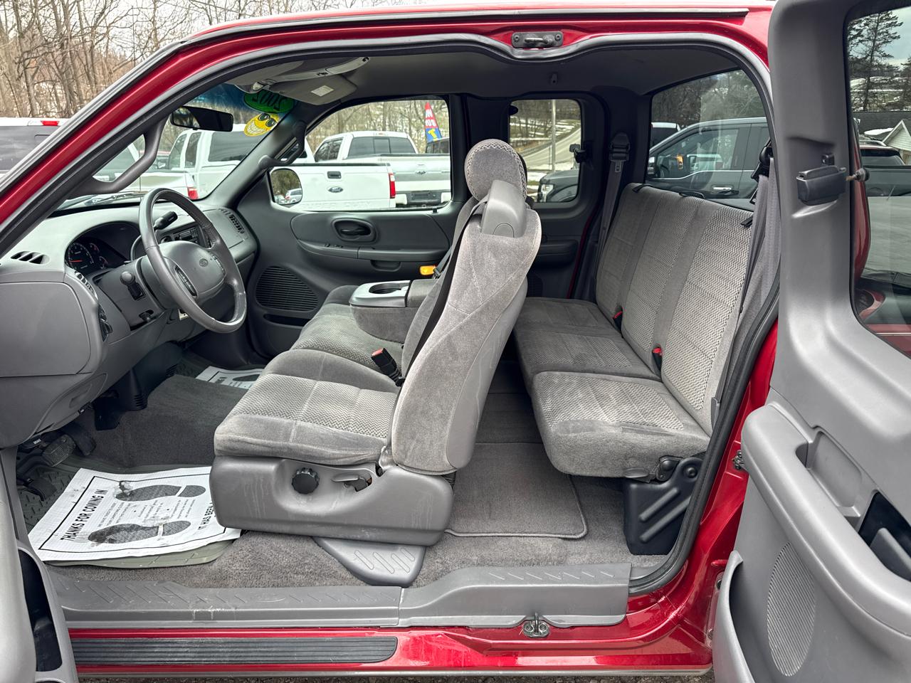 Ford F-150 Lariat SuperCab 6.5-ft. Bed 4WD 2002