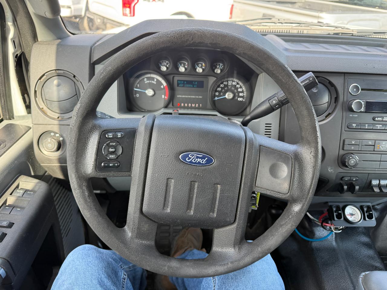 Ford F-350 SD XL Crew Cab 4WD 2016