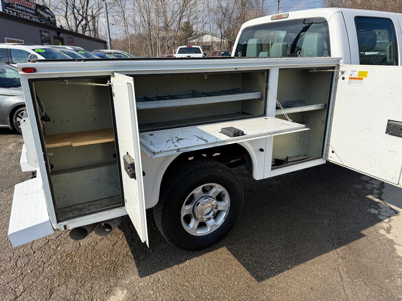 Ford F-350 SD XL Crew Cab 4WD 2016