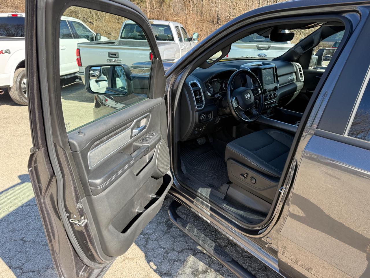 RAM 1500 Big Horn Quad Cab 4WD 2022