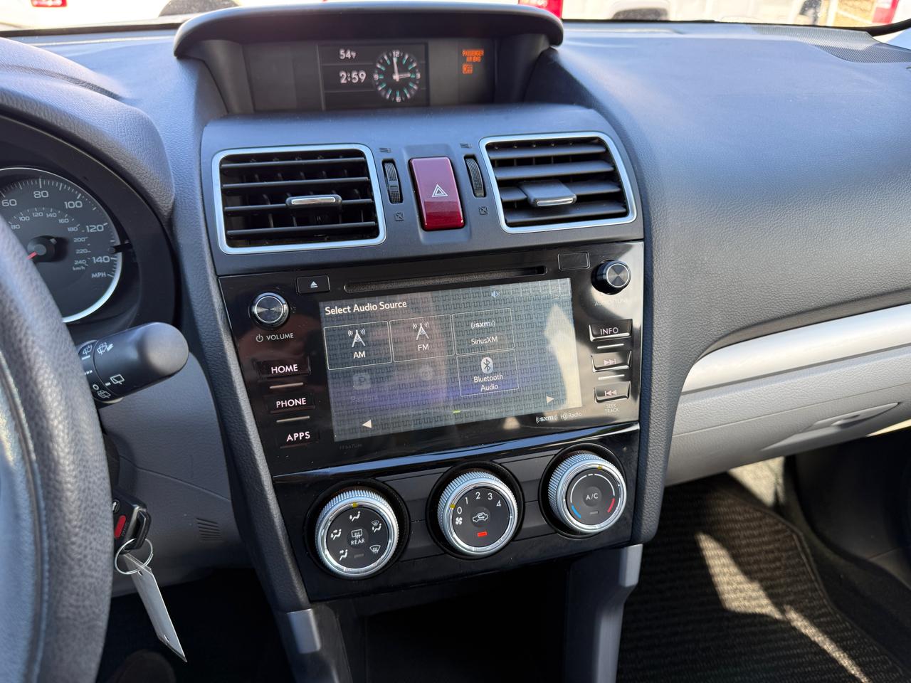 Subaru Forester 2.5i Premium PZEV CVT 2016