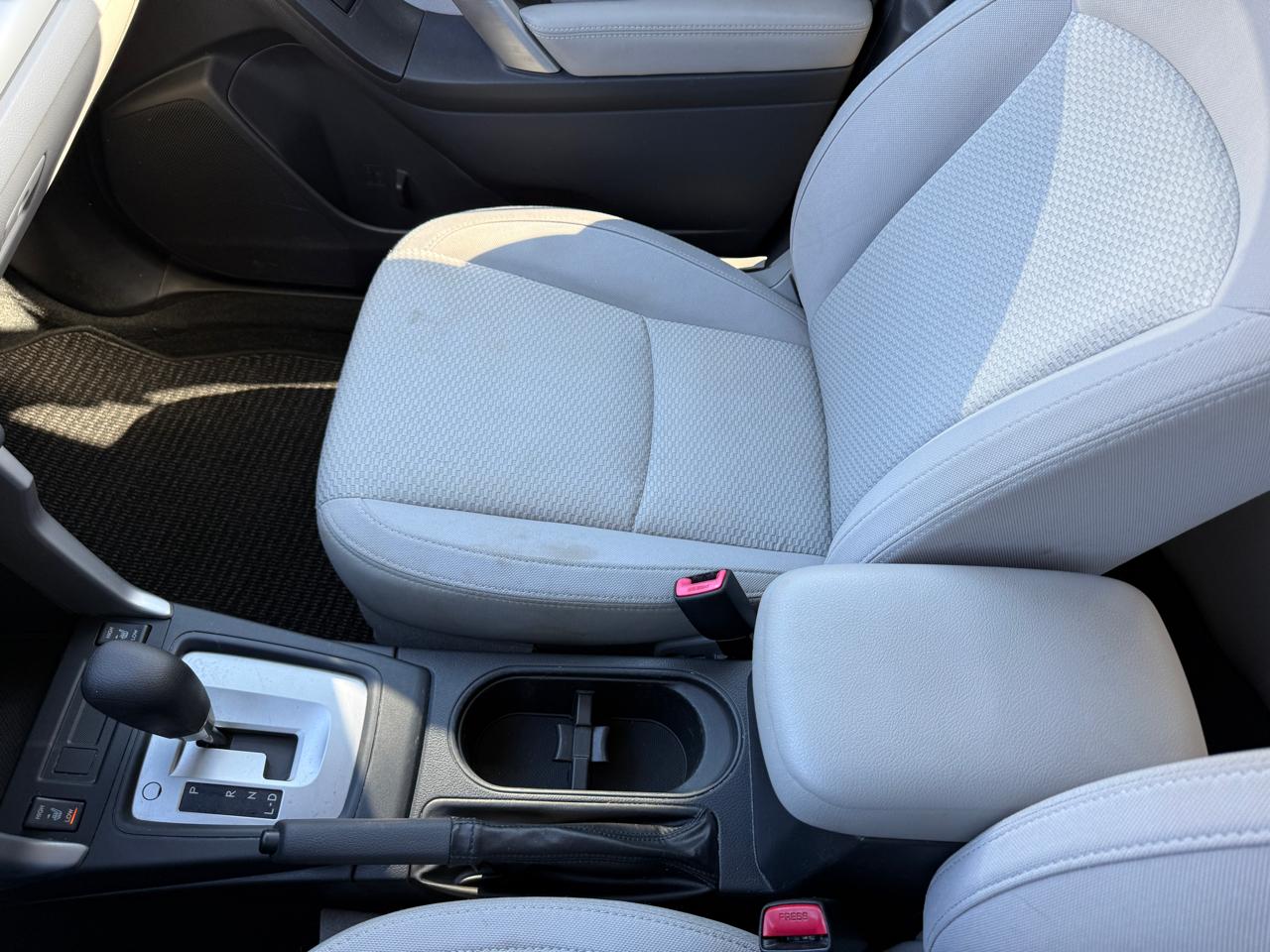 Subaru Forester 2.5i Premium PZEV CVT 2016