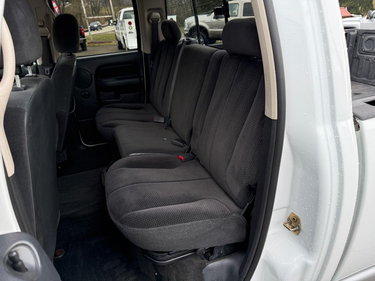 Dodge Ram 1500 SLT Quad Cab 4WD 2004