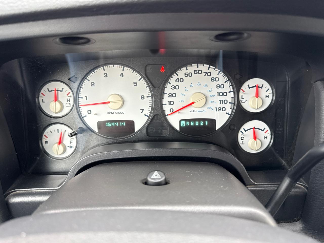 Dodge Ram 1500 SLT Quad Cab 4WD 2004