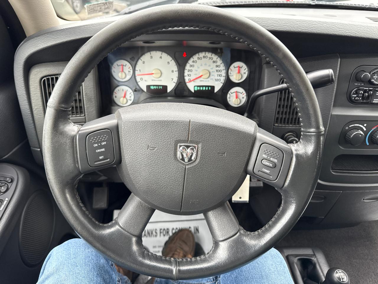 Dodge Ram 1500 SLT Quad Cab 4WD 2004