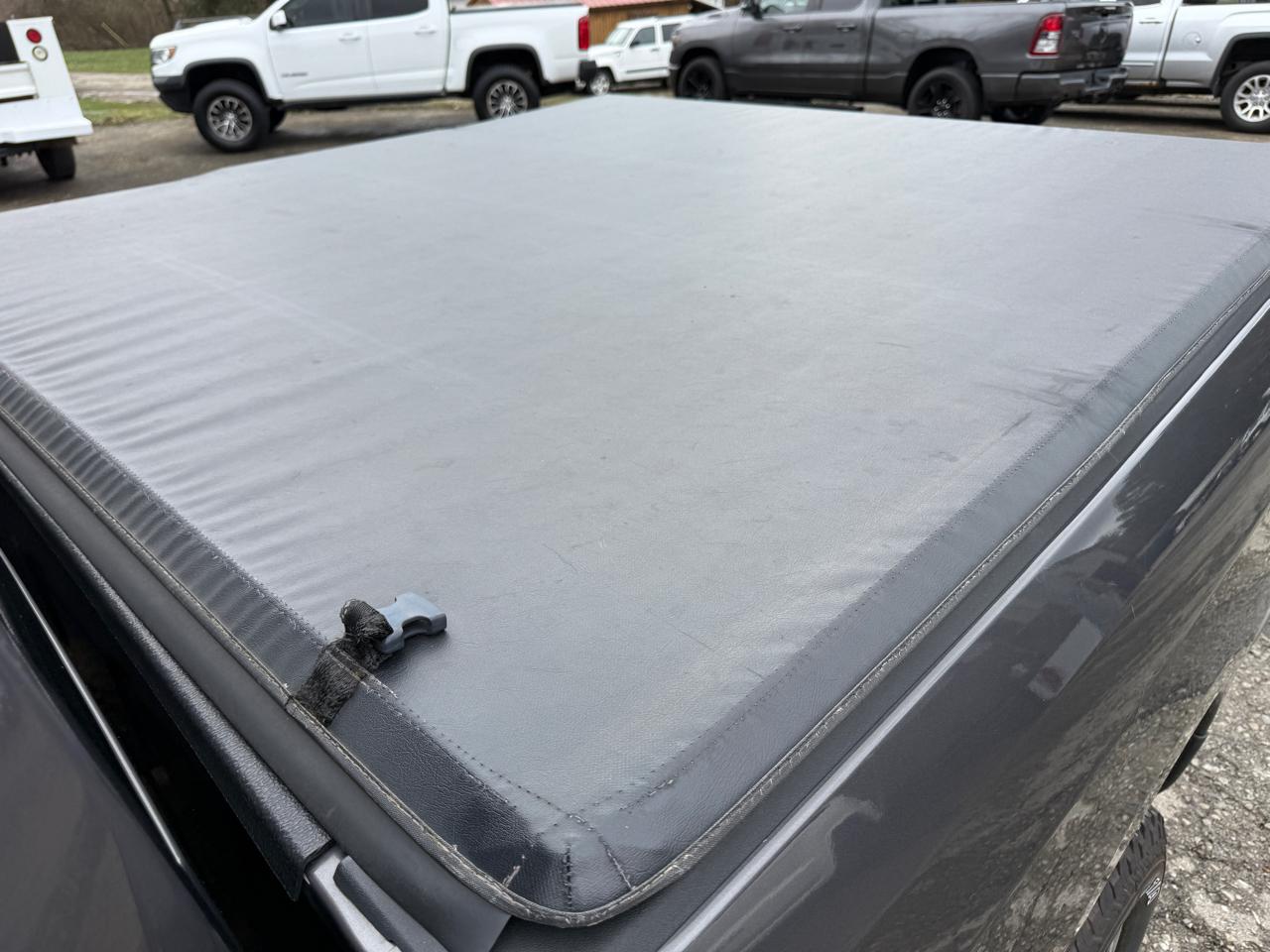 RAM 1500 SLT Crew Cab SWB 4WD 2014