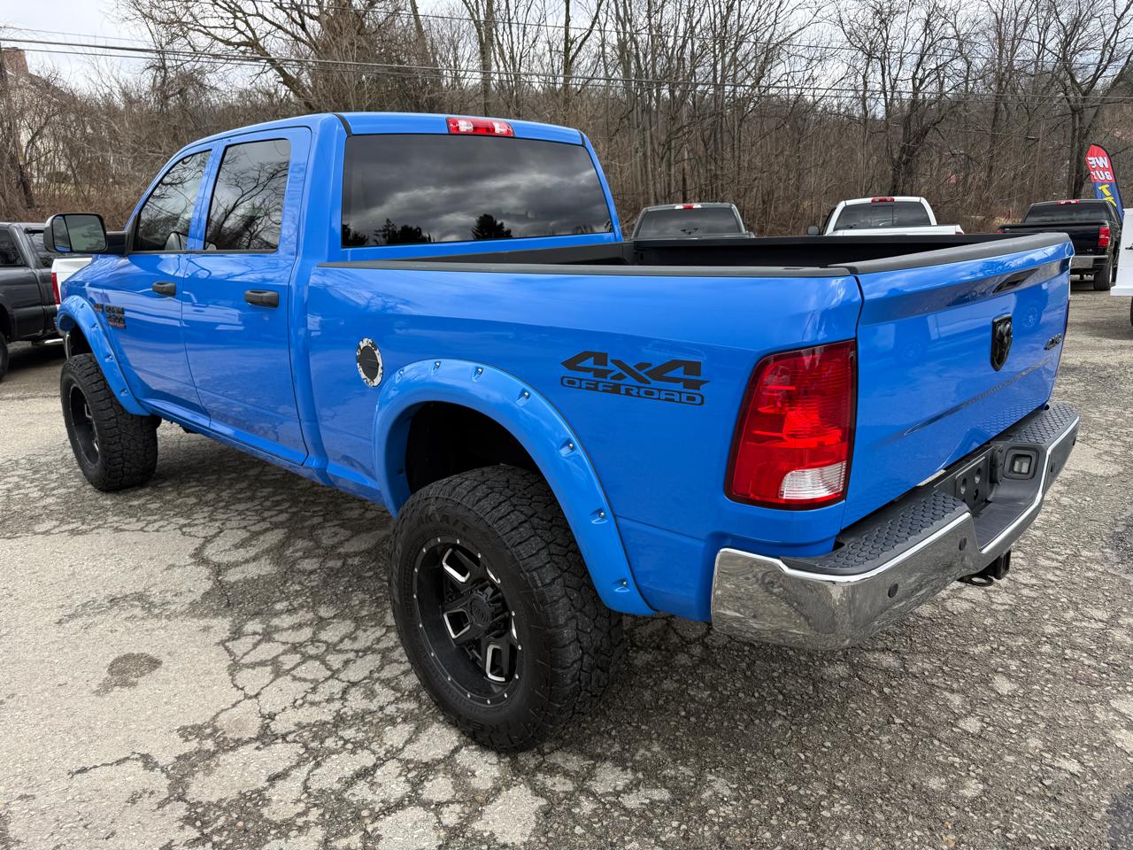 RAM 2500 Tradesman Crew Cab SWB 4WD 2017