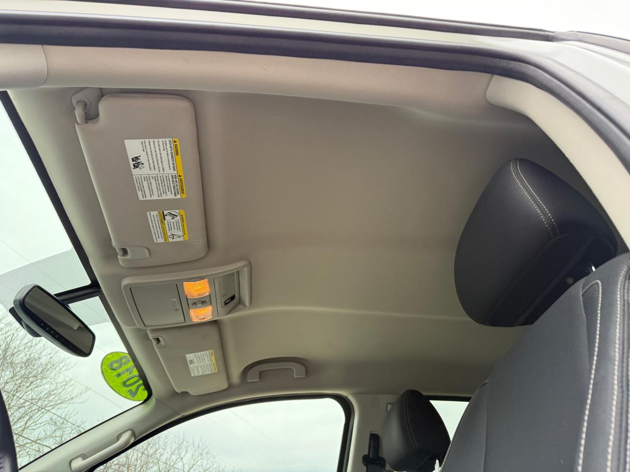 Nissan Titan SV Crew Cab 4WD 2018