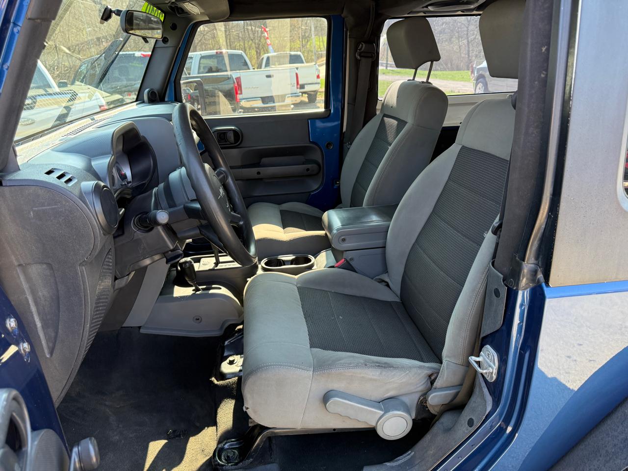 Jeep Wrangler Sport 4WD 2010