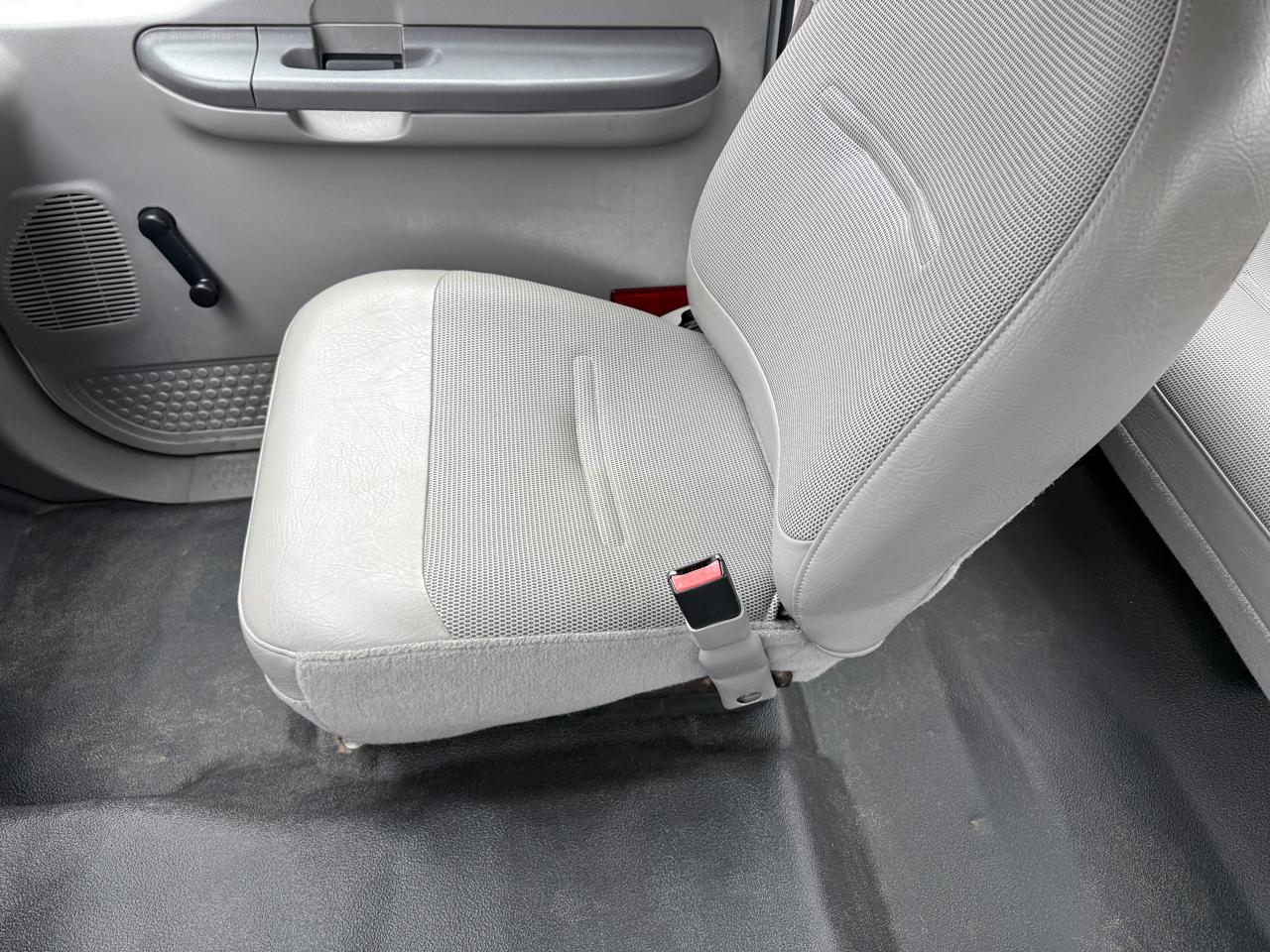 Ford F-350 SD XL Crew Cab Long Bed 4WD 2001