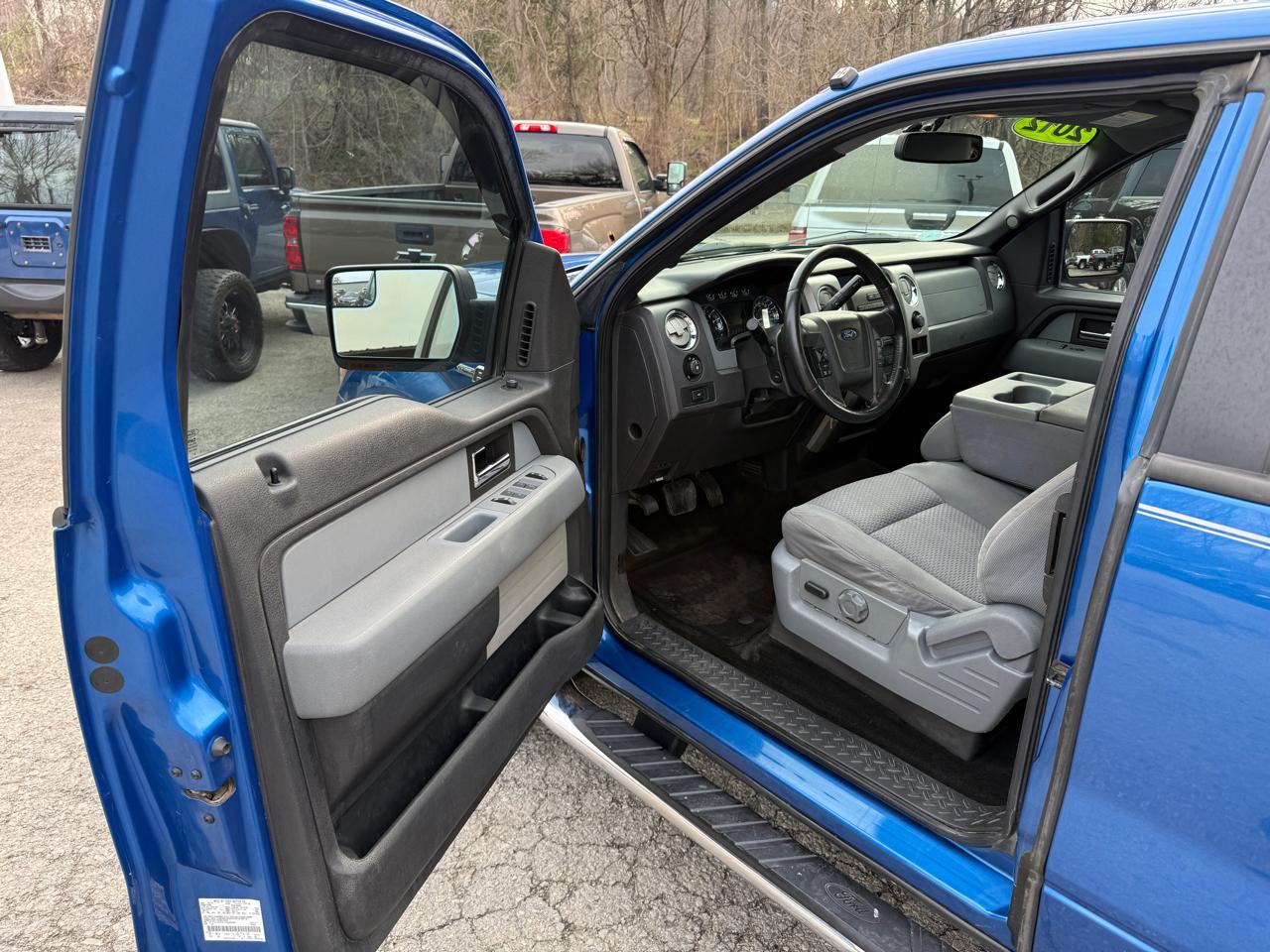 Ford F-150 XLT SuperCab 6.5-ft. Bed 4WD 2012