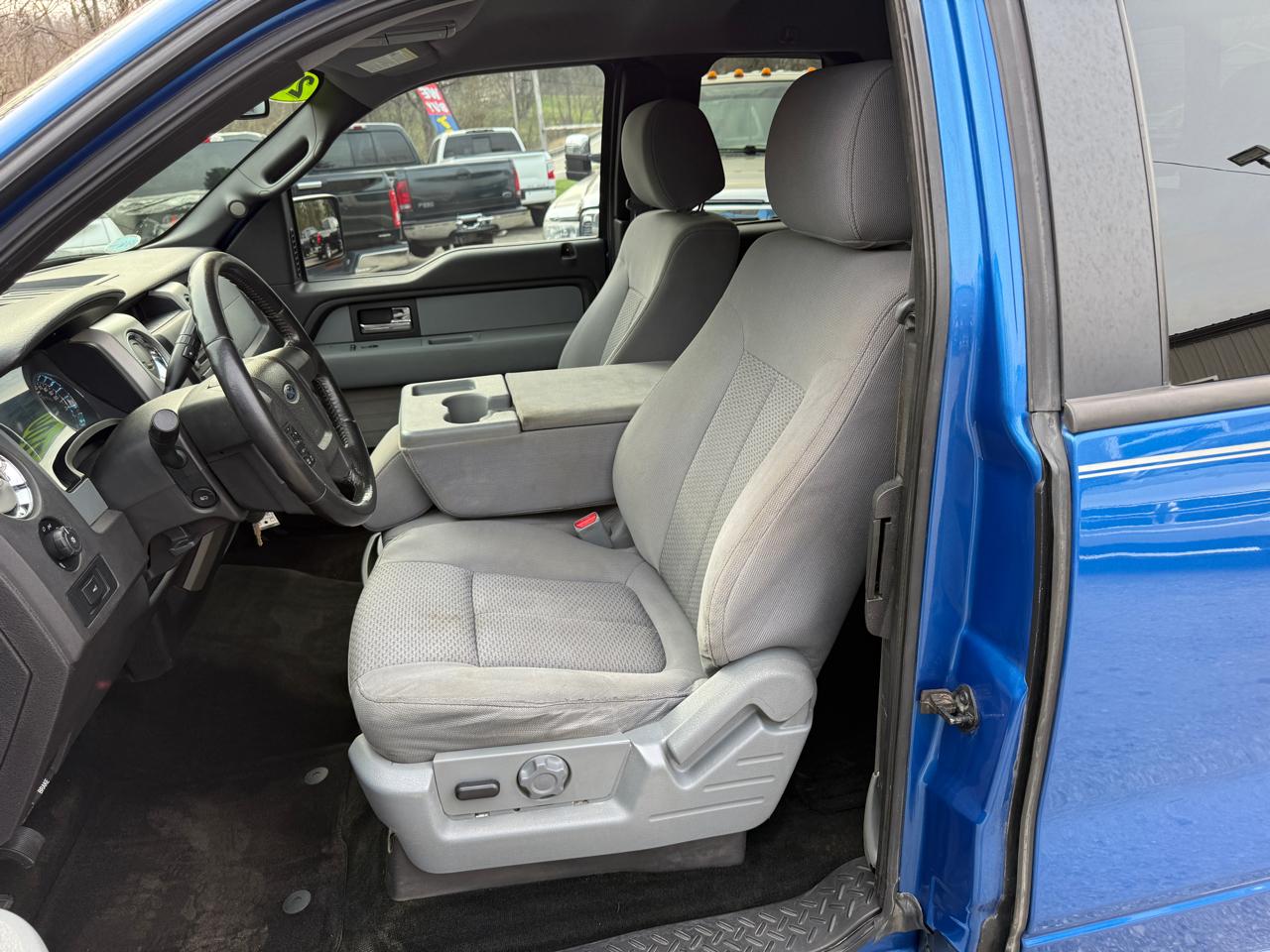 Ford F-150 XLT SuperCab 6.5-ft. Bed 4WD 2012