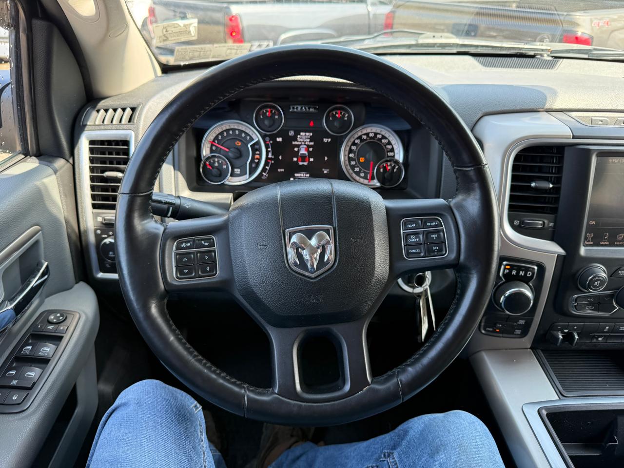 RAM 1500 Outdoorsman 4x4 Crew Cab 5'7" Box 2015