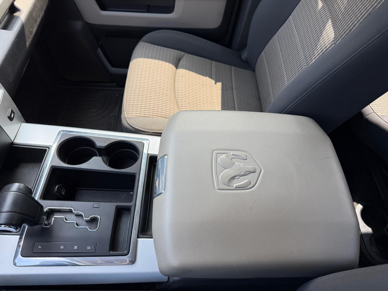 RAM 1500 SLT Quad Cab 4WD 2010