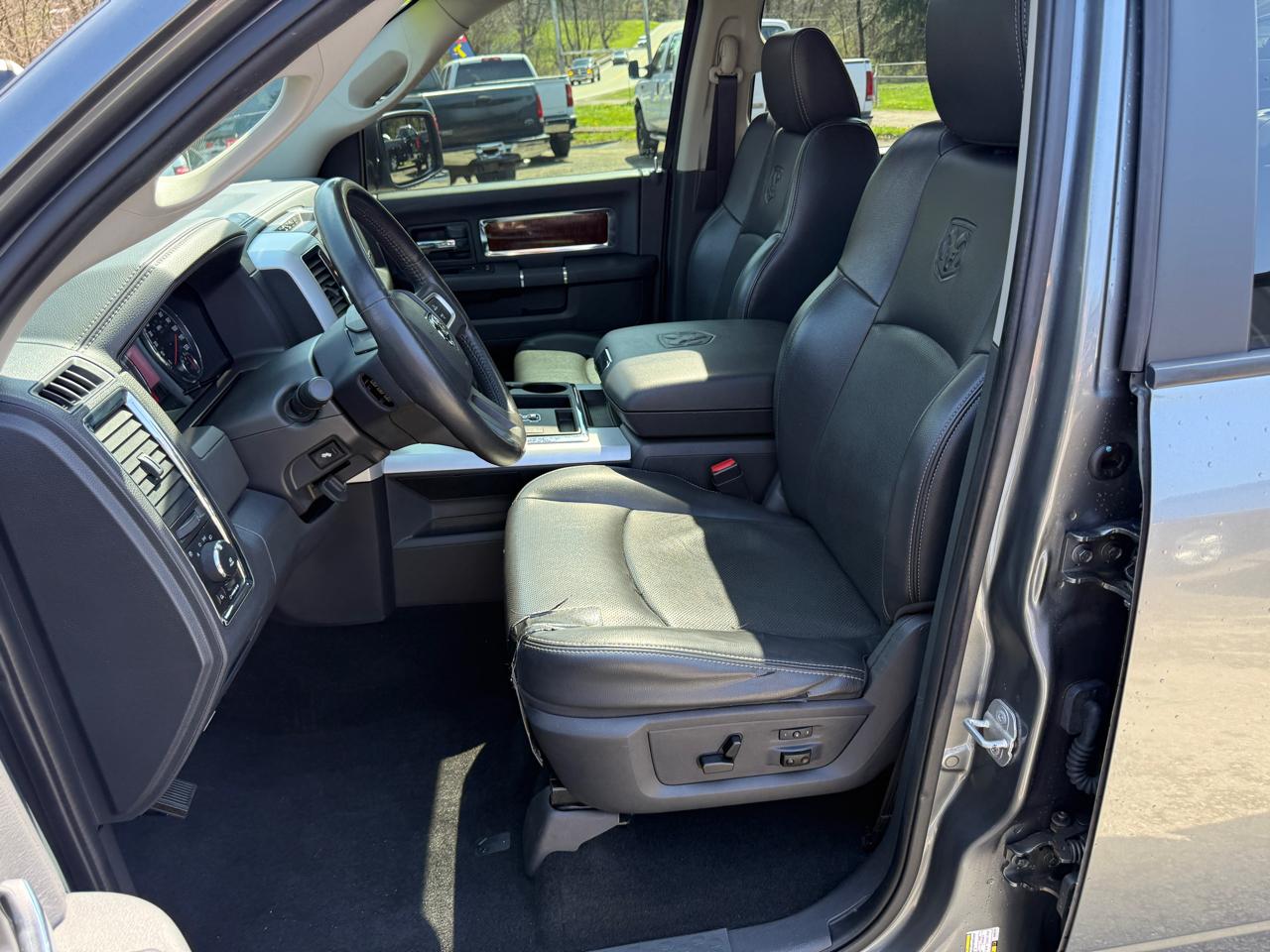 Dodge Ram 1500 Laramie 4WD 2009