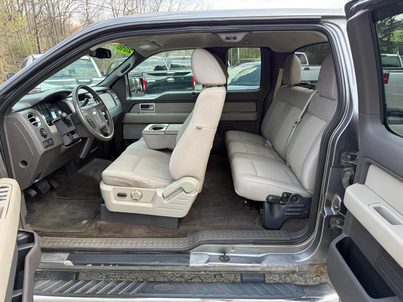 Ford F-150 XLT SuperCab 6.5-ft. Bed 4WD 2010