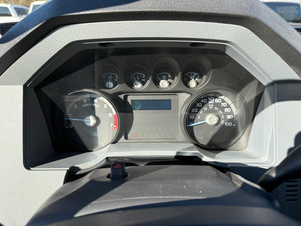 Ford F-250 SD XL SuperCab Long Bed 4WD 2016