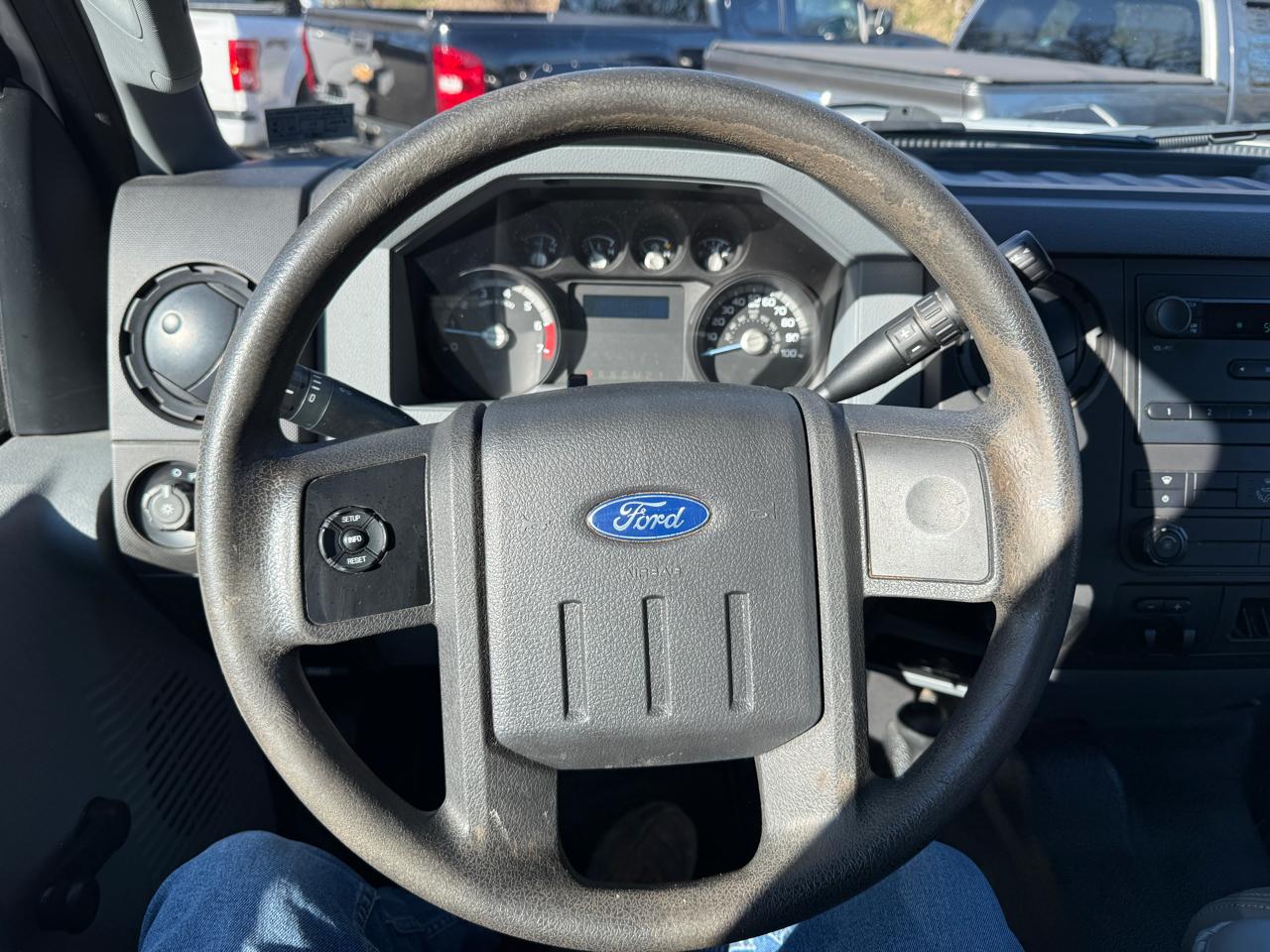 Ford F-250 SD XL SuperCab Long Bed 4WD 2016