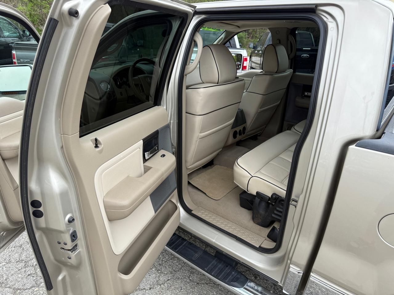 Lincoln Mark LT 4WD 2008