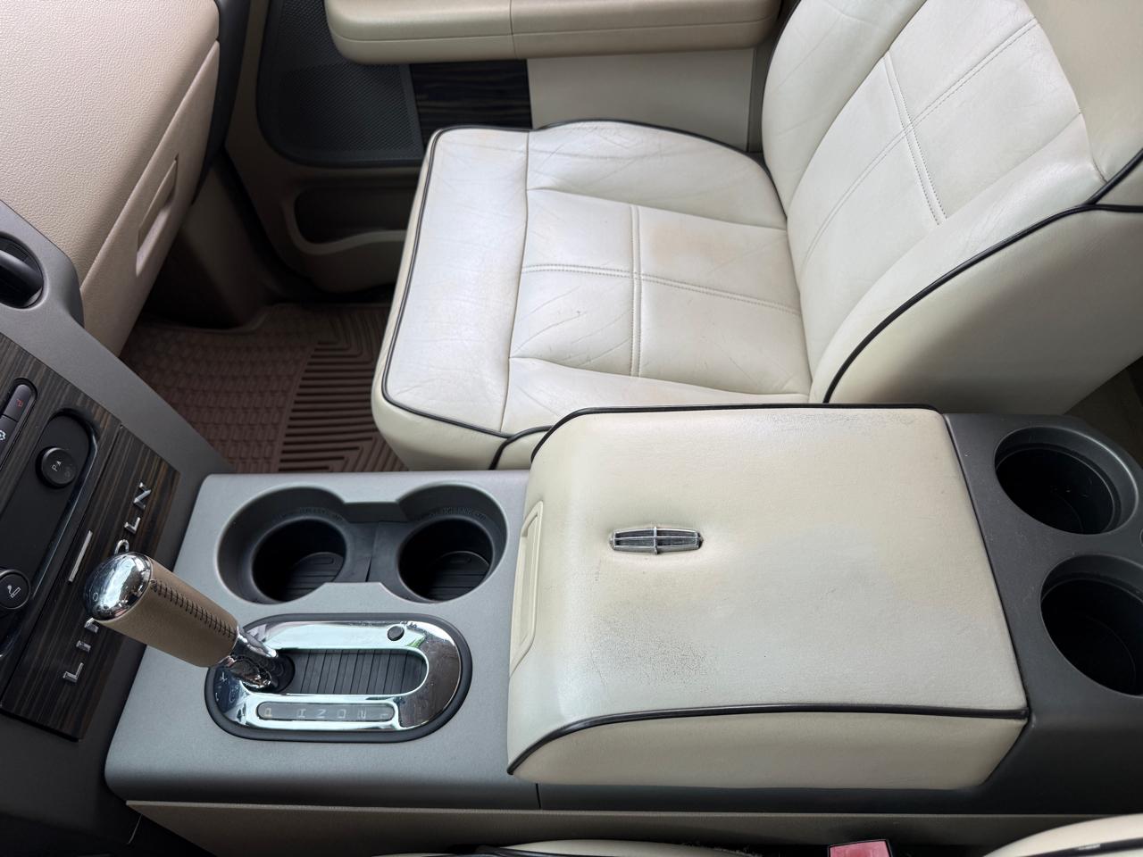 Lincoln Mark LT 4WD 2008