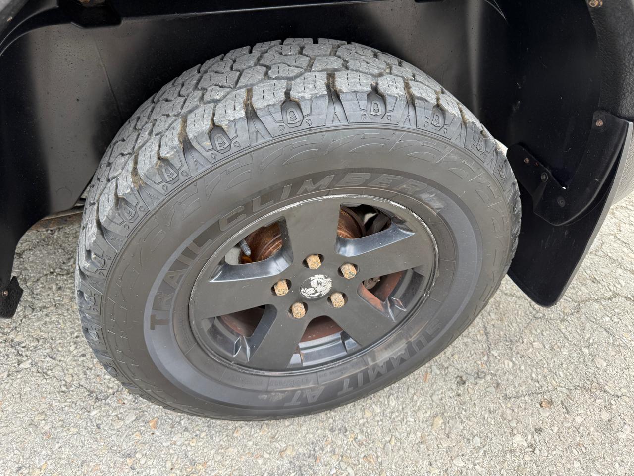 RAM 1500 SLT Crew Cab 4WD 2010