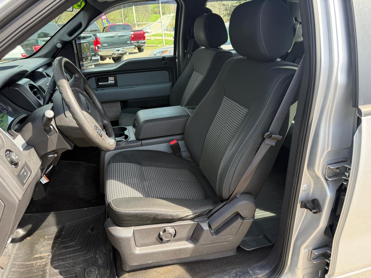 Ford F-150 STX SuperCrew 4WD 2014