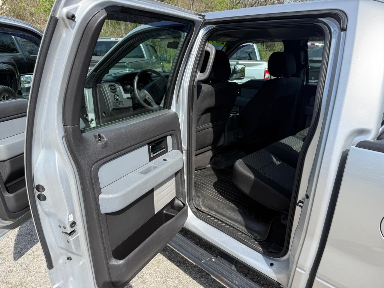 Ford F-150 STX SuperCrew 4WD 2014