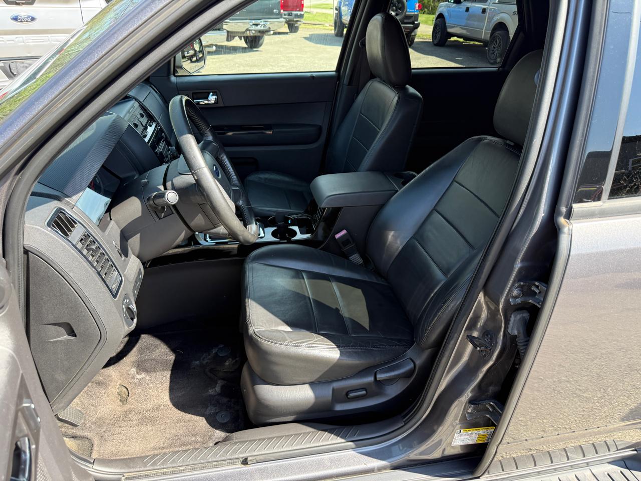 Ford Escape Limited 4WD 2011