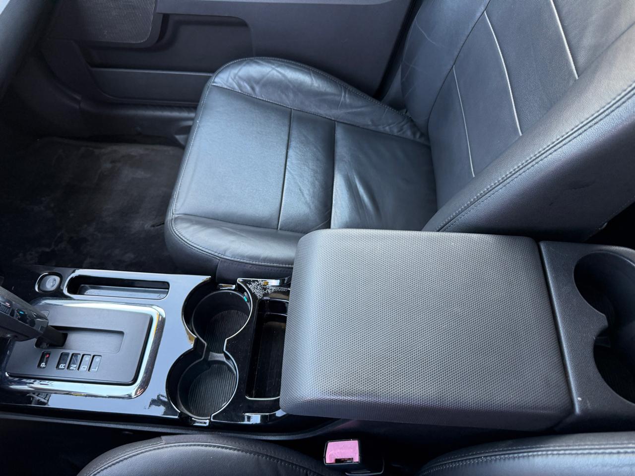 Ford Escape Limited 4WD 2011