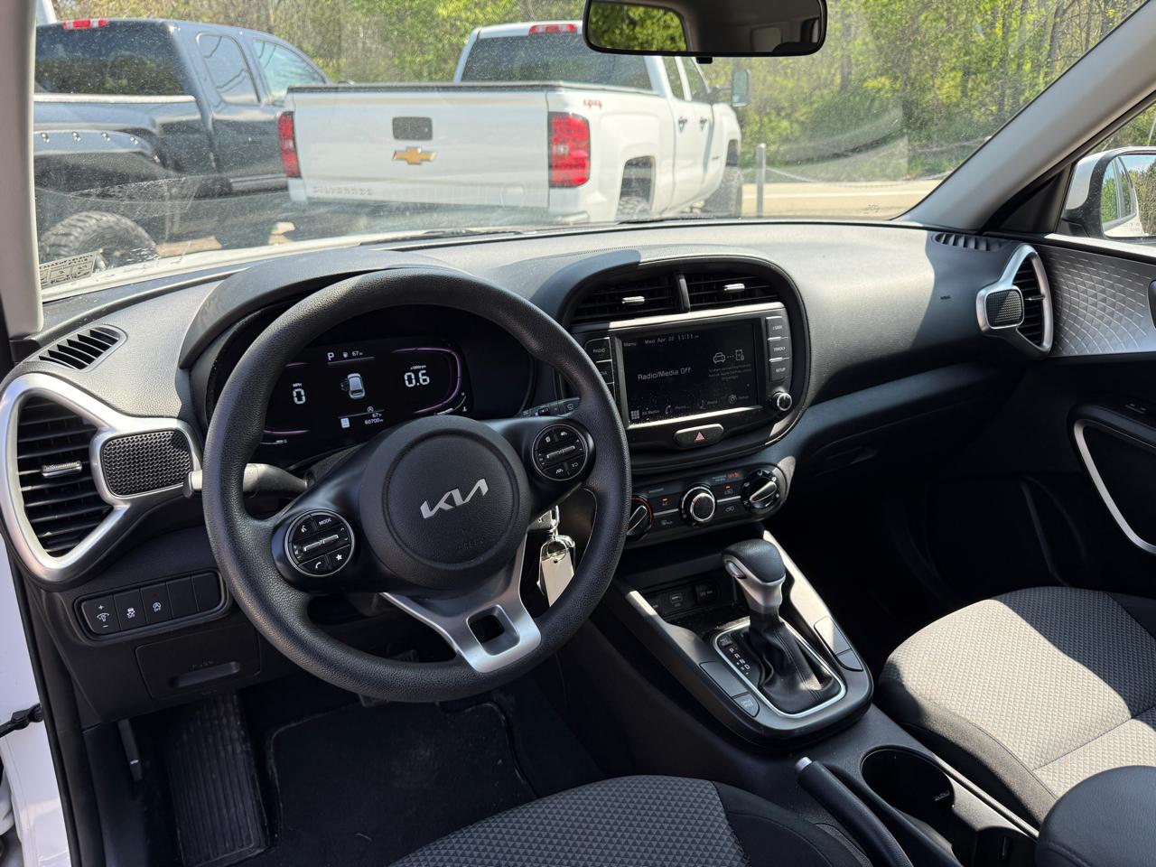 Kia Soul LX CVT 2023