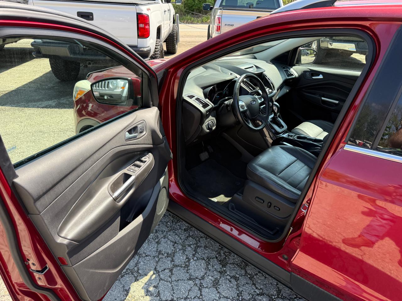 Ford Escape Titanium 4WD 2014