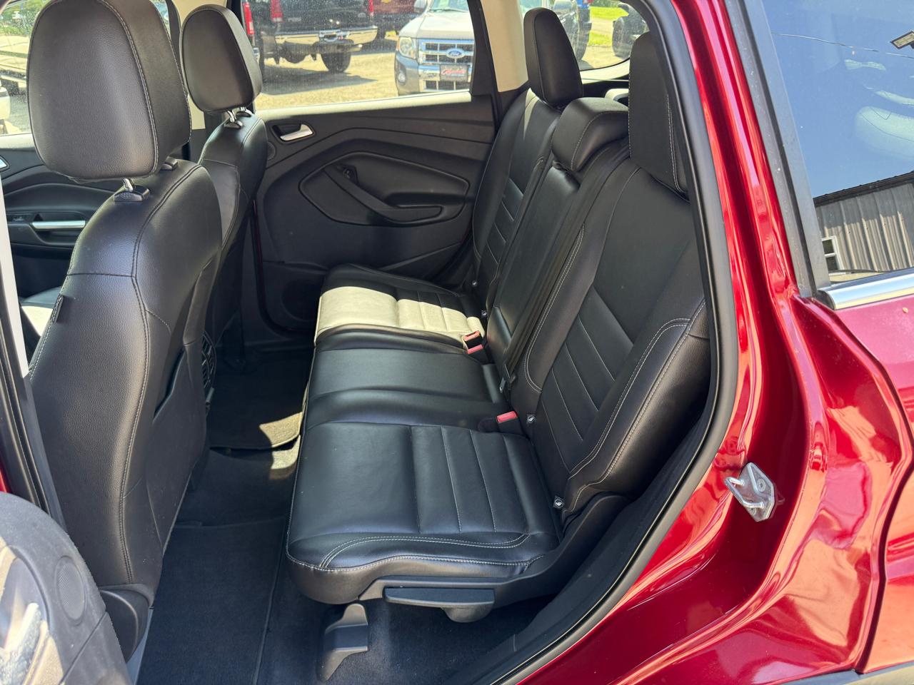 Ford Escape Titanium 4WD 2014