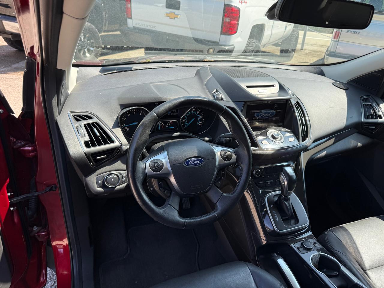 Ford Escape Titanium 4WD 2014